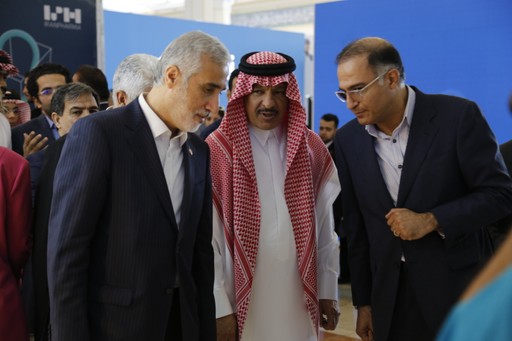 بازدید سفیر عربستان سعودی از نمایشگاه ایرانفارما: دریچهای به سوی همکاریهای جدید دارویی